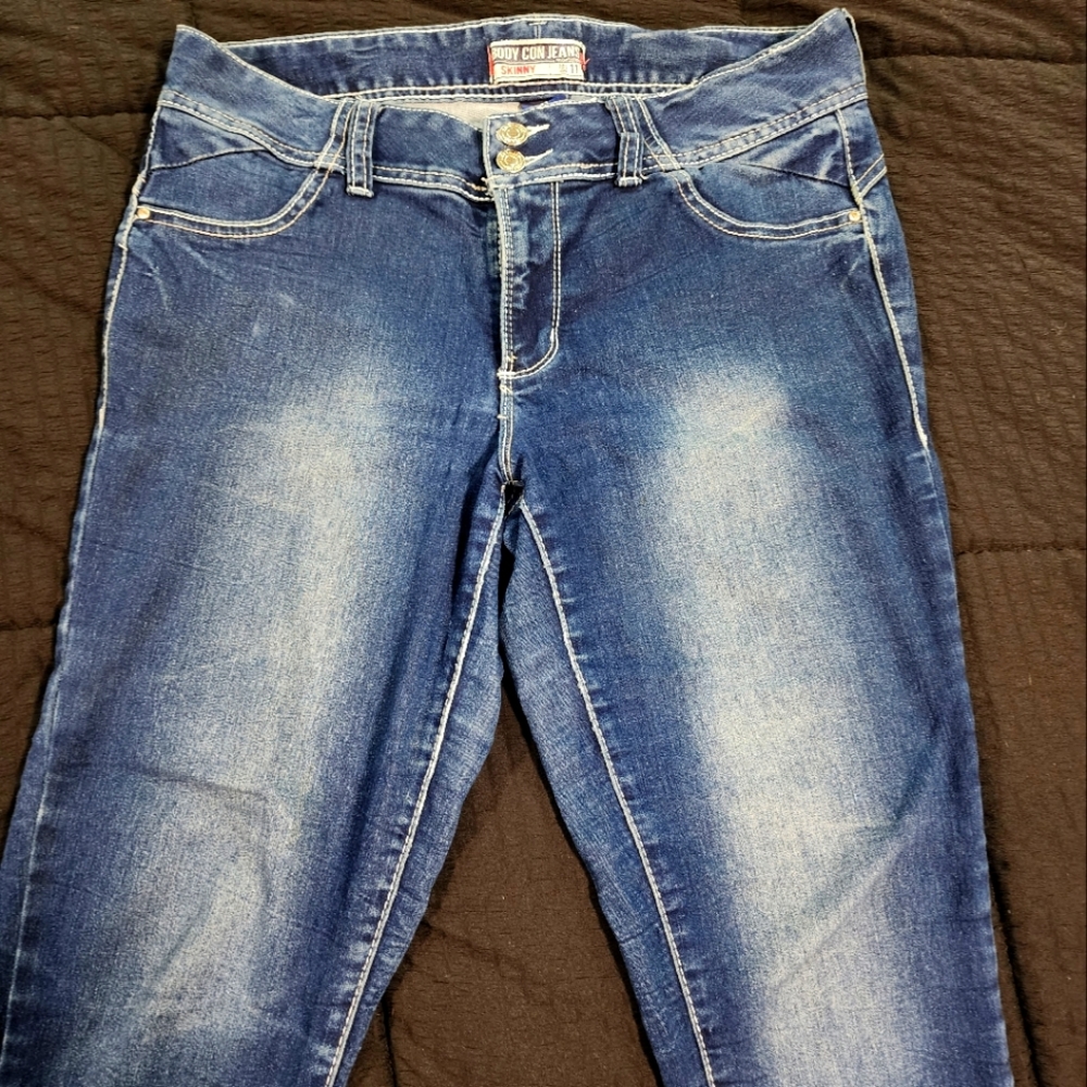 Amethyst Body Con skinny jeans Capri juniors size 11